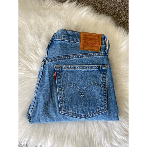 Free People Levis Premium Quality 501 Buttonfly Jeans